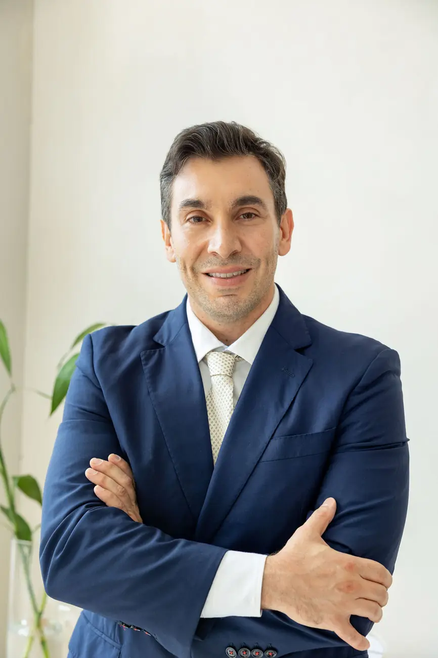 Dr. Luigi Palermo, dirección médica de Aesthétique Playa del Carmen