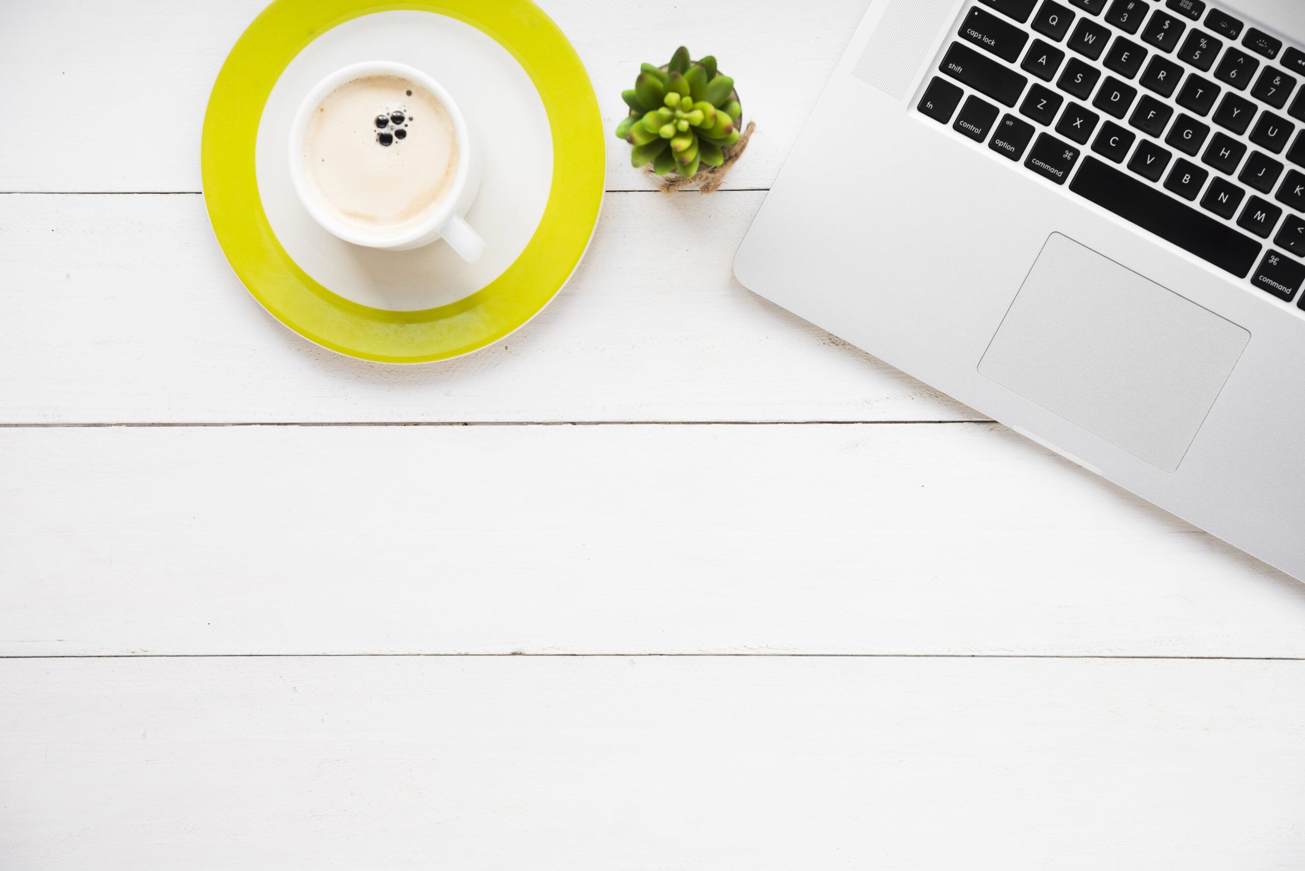 minimalist desk concept scaled 1